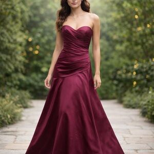David’s Bridal Burgundy Strapless Satin Formal Dress Size 6